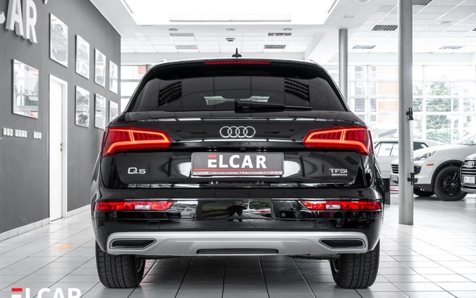 Audi Q5 cena 137500 przebieg: 39000, rok produkcji 2018 z Wrocław małe 211